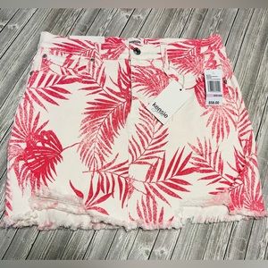 NWT Kensie Jeans Vintage Luxe Palm Leaves Strawberry Skirt